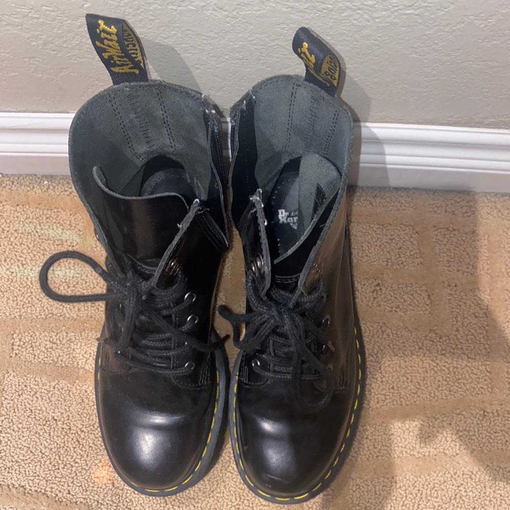 Dr. Marten Jadon Boots